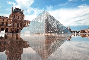 Paris: Louvre Museum Entry Ticket and Seine River Cruise