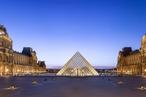 Paris: Louvre Reserved Access and Boat Cruise