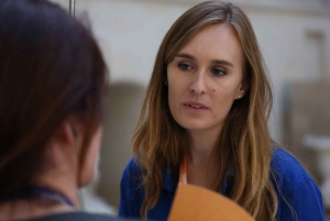 Paris: Louvre Small Group Guided Tour with Reserved Entry