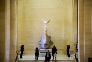 Paris: Skip-the-Line Louvre Highlights Tour with Mona Lisa