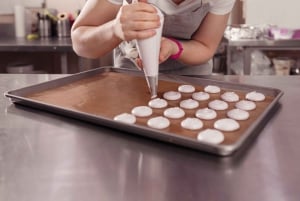 Paris: Macaron Baking Class