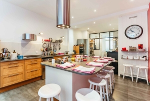 Париж: Кулинарный мастер-класс по приготовлению macarons с шеф-поваром патиссерии Noémie