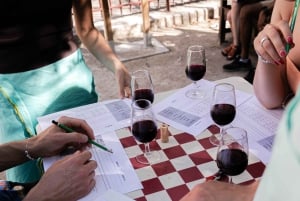 Paris: Marais Wine Tasting and Walking Tour