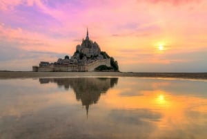 Paris: Mont Saint-Michel and Omaha Beach Day Trip