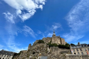 Paris: Mont Saint-Michel and Omaha Beach Day Trip