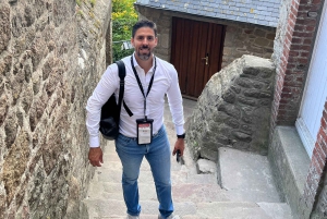 Pariisi: Michel päiväretki yksityisen kuljettajan kanssa.