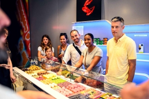 パリ：モンマルトルフードツアー（8種類以上のフードテイスティングとワイン付き）