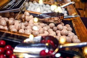 パリ：モンマルトルフードツアー（8種類以上のフードテイスティングとワイン付き）