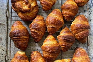Paris: Montmartre Guided Cultural and Pastry Tour