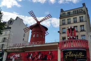 Paris: Montmartre Guided Walking Tour and Seine River Cruise