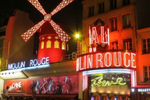 Paris: Montmartre Tour, Dinner & Cabaret Show SEMI PRIVATE