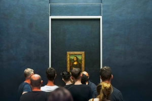 París: tour por Montmartre, Notre Dame y el Louvre con crucero