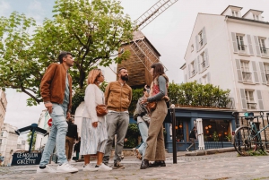 Paris: Montmartre Semi-Private Walking Tour