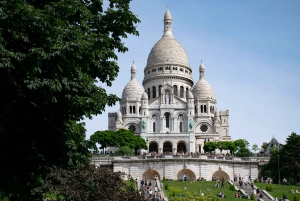 Paris Montmartre Highlights Walking Tour - Small Group