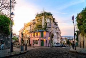 Paris Montmartre Highlights Walking Tour - Small Group