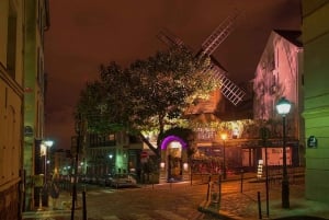 Montmartre Walking Tour with a Local Guide