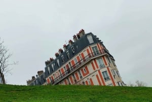 Montmartre Walking Tour with a Local Guide