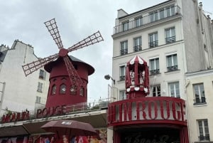 Paris: Montmartre Walking Tour with Pastry Tasting