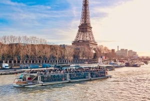 Paris: Morning Seine Cruise with French breakfast