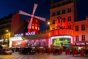 Paris: Moulin Rouge Show with Dinner and Champagne