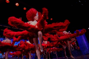 Paris: Moulin Rouge Show with Champagne and Drop-Off Service