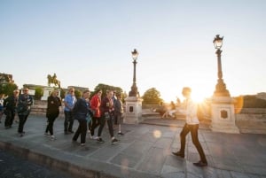 Paris : Visite sur les fantômes, légendes et mystères en soirée