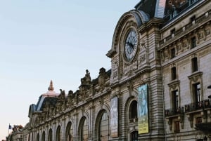 Paris: Musée d'Orsay Guided Tour with Ticket