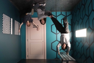 Paris : Museum of Illusions Entry Ticket