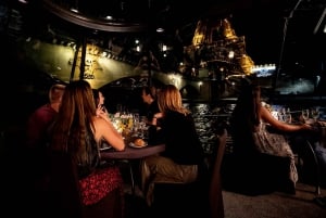 Paris: Luxury New Year's Eve Dinner Cruise along the Seine