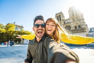 Paris : visite audio de Notre-Dame avec billet pour la crypte