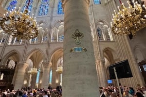 Pariisi: Ile de la Cité Opastettu kiertoajelu