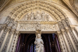 Pariisi: Notre-Damen katedraalin ja Sainte-Chapellen opastettu kierros