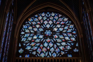 Pariisi: Notre-Damen katedraalin ja Sainte-Chapellen opastettu kierros