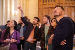 Paris Notre Dame Cathedral Guided Tour with Scheduled Access