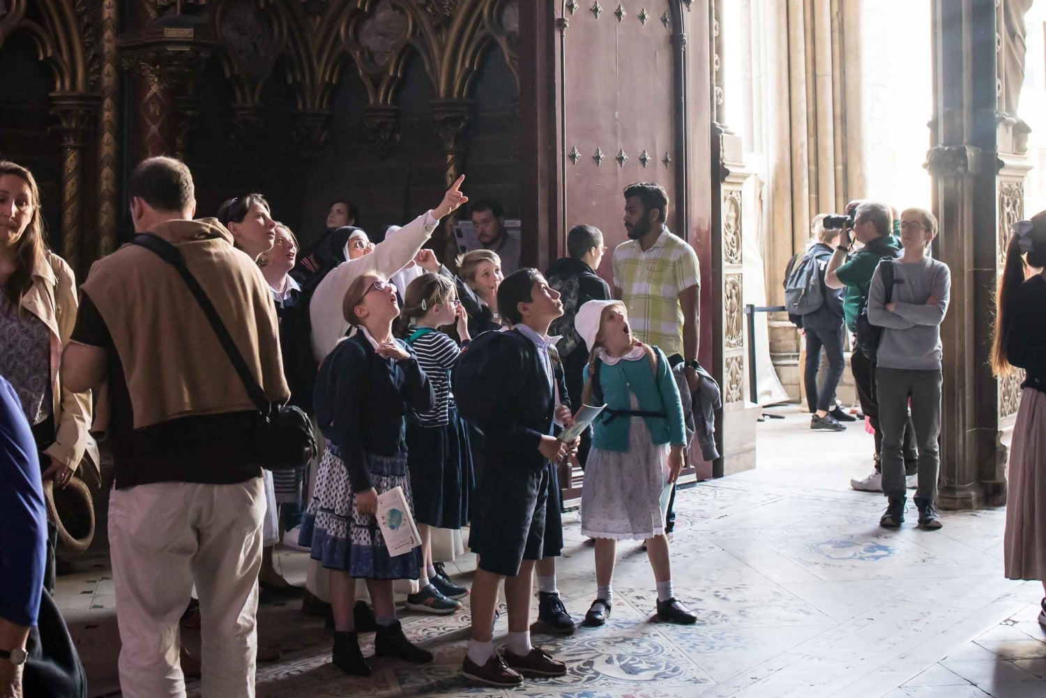 Париж: экскурсия с гидом по собору Нотр-Дам (внутри или снаружи)