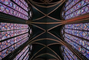 Paris: Notre Dame Exterior Tour with Sainte Chapelle