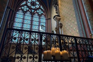 Paris: Notre-Dame Interior and Ile de la Cité Guided Tour