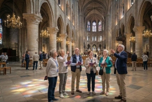 Pariisi: Notre-Damen sisätilat ja aarteet: sertifioitu opastettu kierros