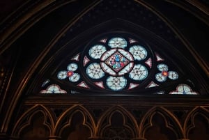 Paris: Notre Dame Outdoor Tour with Sainte-Chapelle / Crypt.