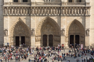 Paris: Notre-Dame Small-Group Guided Tour (Standard Entry)