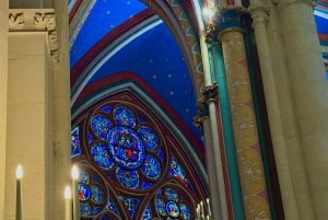 Paris: Notre-Dame Small-Group Guided Tour (Standard Entry)