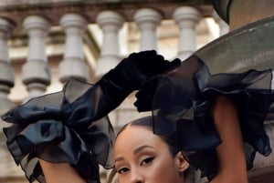 Paris: Old Money Photo Shoot with Outfits and Accessories