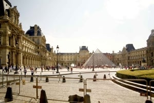 Paris: Openair Double Decker Bus Audio-Guided City Tour
