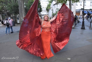 Paris: Opera Singer Guide in Montmartre