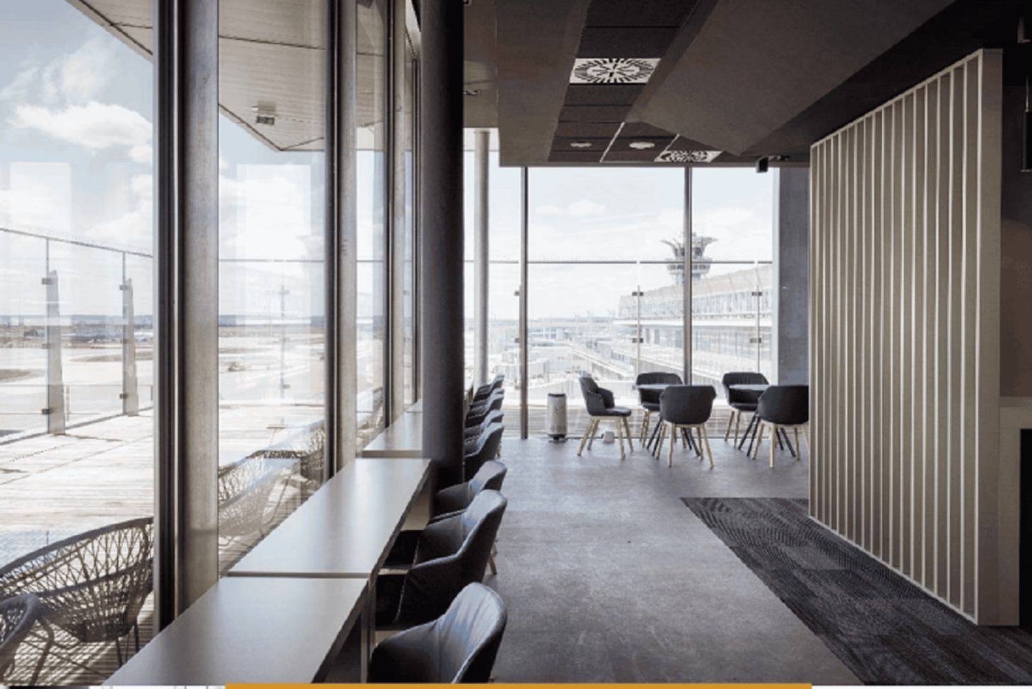 Paryż: dostęp do saloników na lotnisku Orly