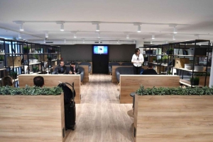 Paryż: dostęp do saloników na lotnisku Orly