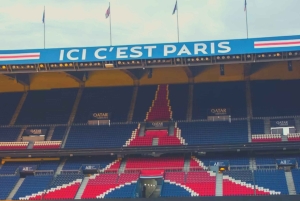 Париж: футбольный матч «Пари Сен-Жермен» на стадионе «Парк де Пренс»