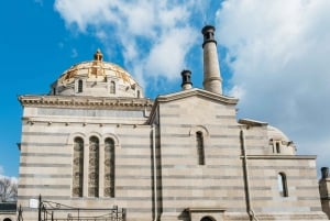 Paris: Pere Lachaise Cemetery Guided Tour