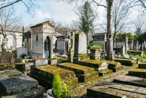 Paris: Pere Lachaise Cemetery Guided Tour