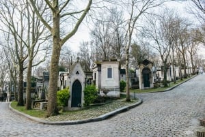 Paris: Pere Lachaise Cemetery Guided Tour